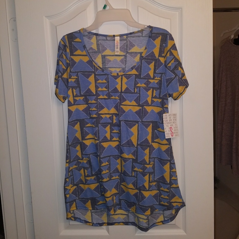 Lularoe Classic T Small